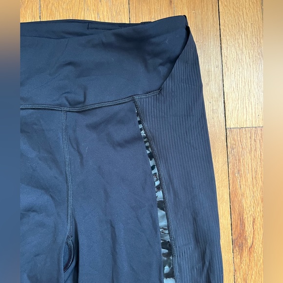 Lululemon Leggings - Picture 2 of 7